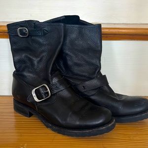 Frye Veronica Short- worn twice. Versatile moto style classic.